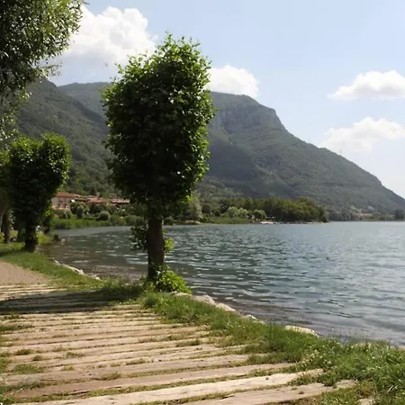 Appartamento San Felice Sul Lago D'Endine San Felice del Benaco Exterior photo